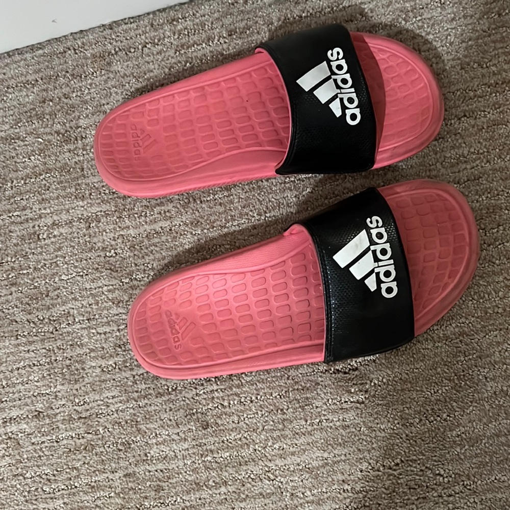 slides , slippers